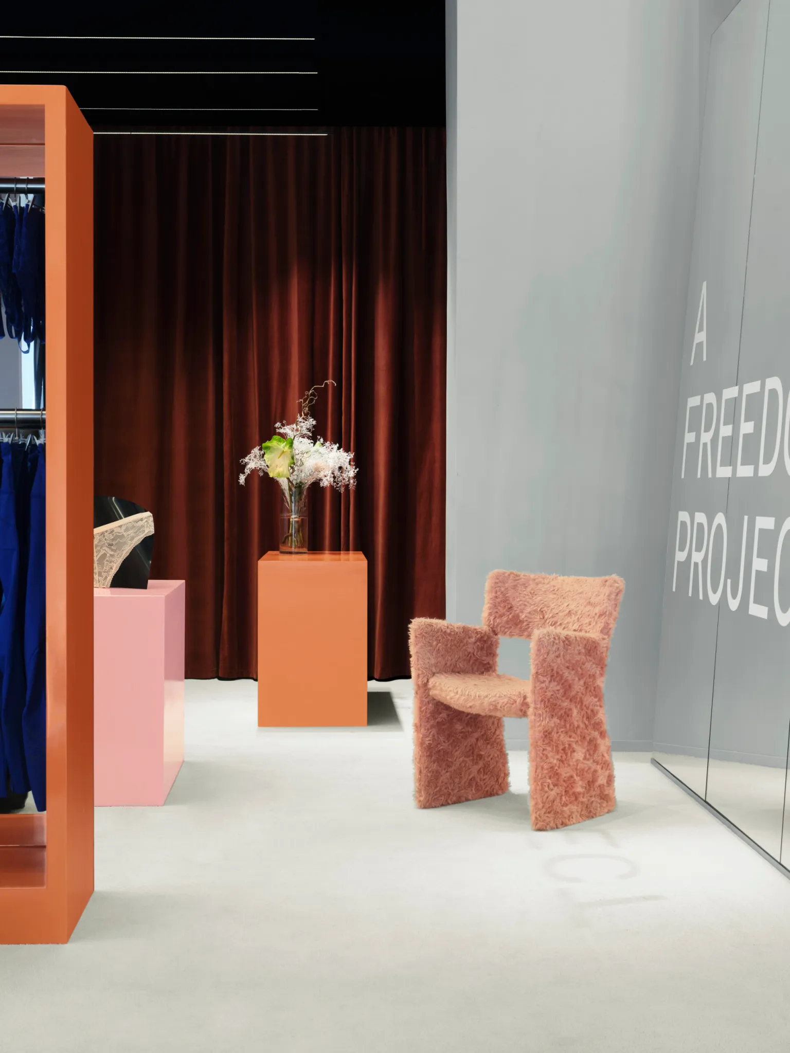 Closely_SG-0647-scaled